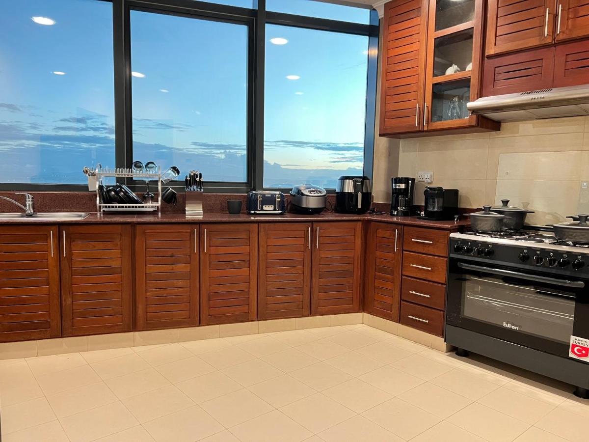 Penthouse 6