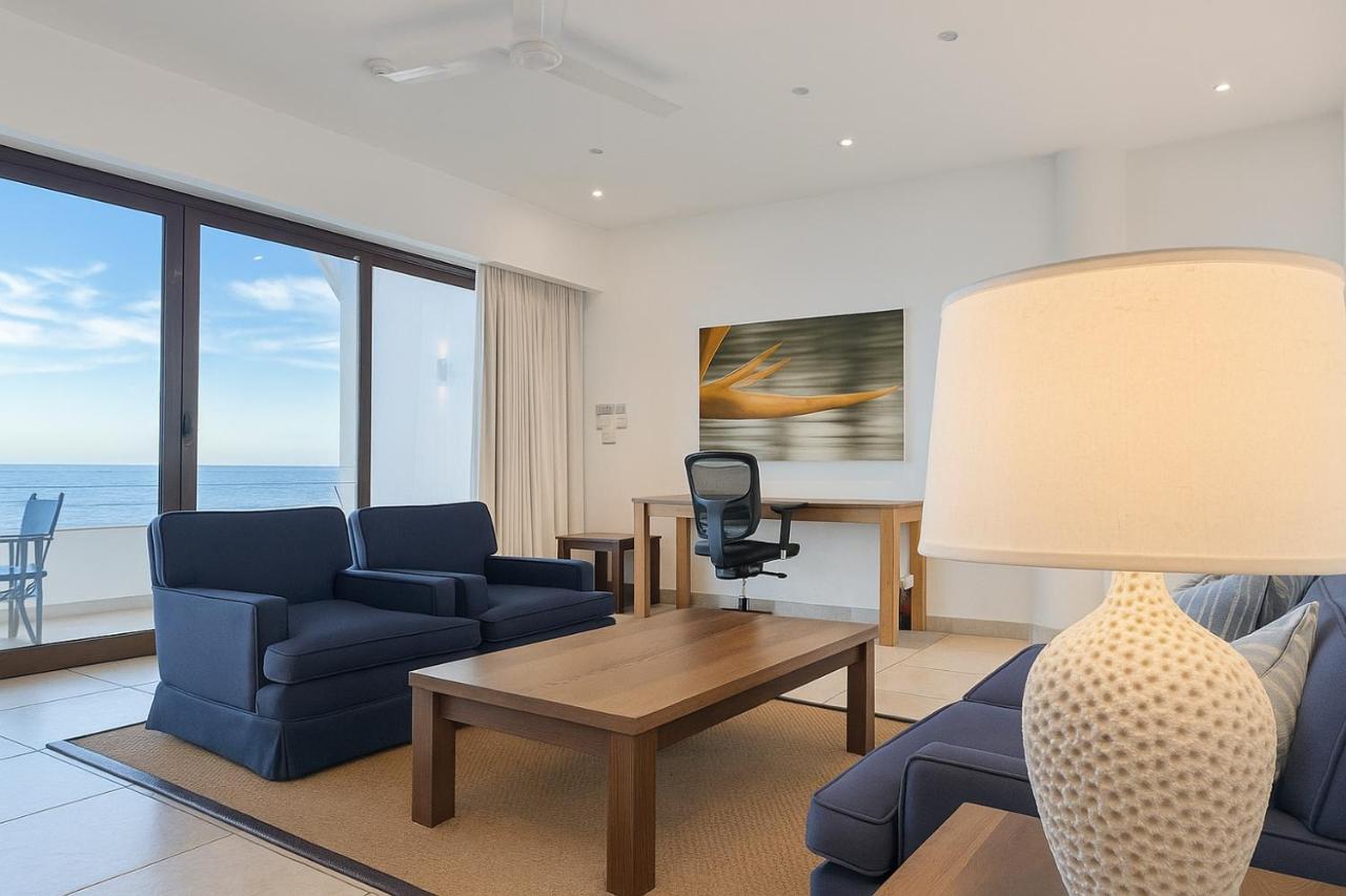 Sea-Facing Suite 5